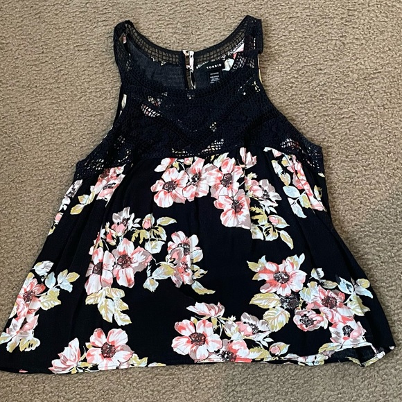 torrid Tops - TORRID FLORAL BLOUSE